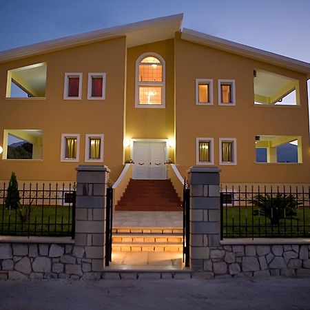 Villa Clio Arménoi Rom bilde